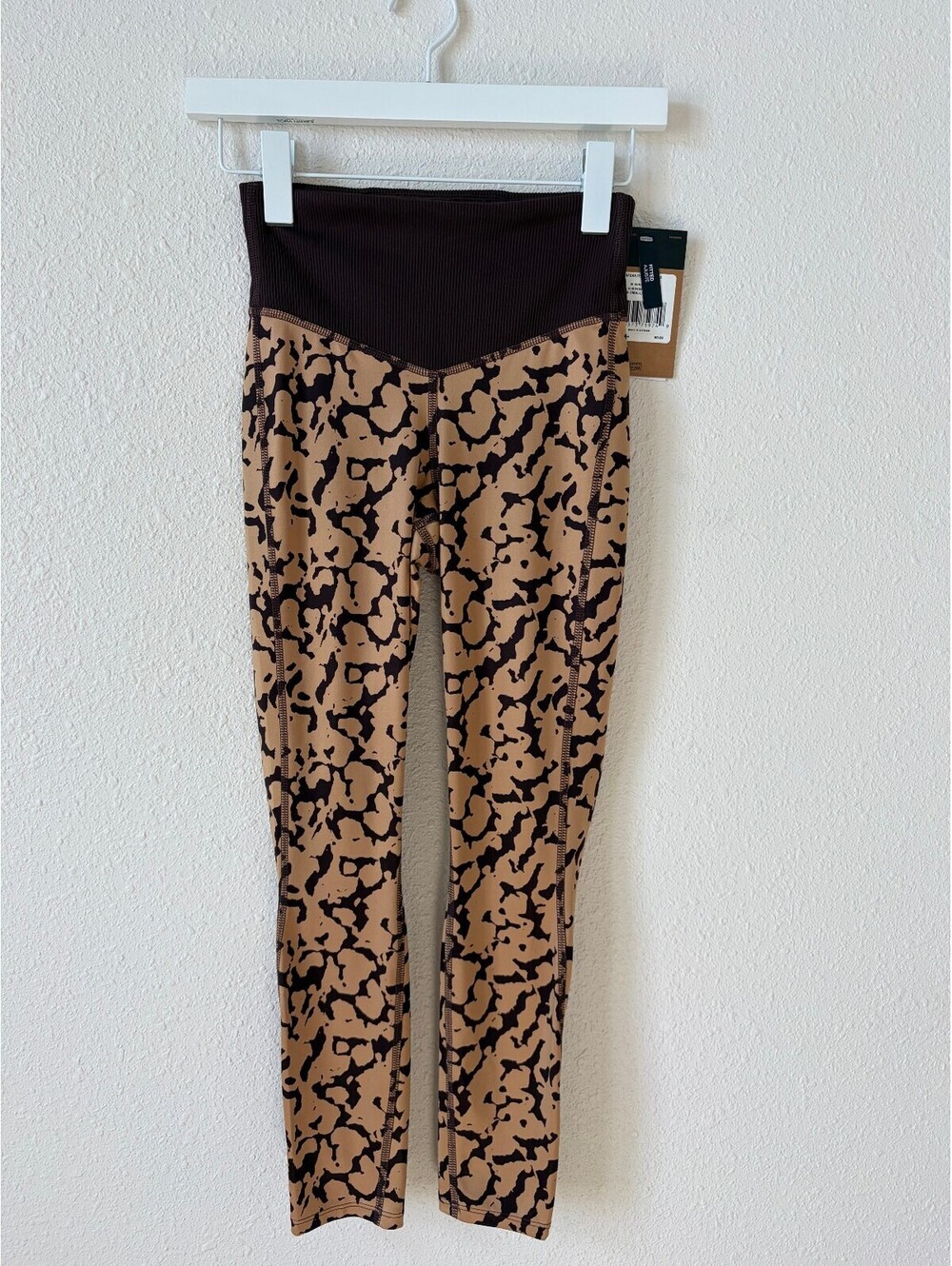 The North Face Women's Dune Sky 7/8 Leggings Almond Butter Size XS Sporty